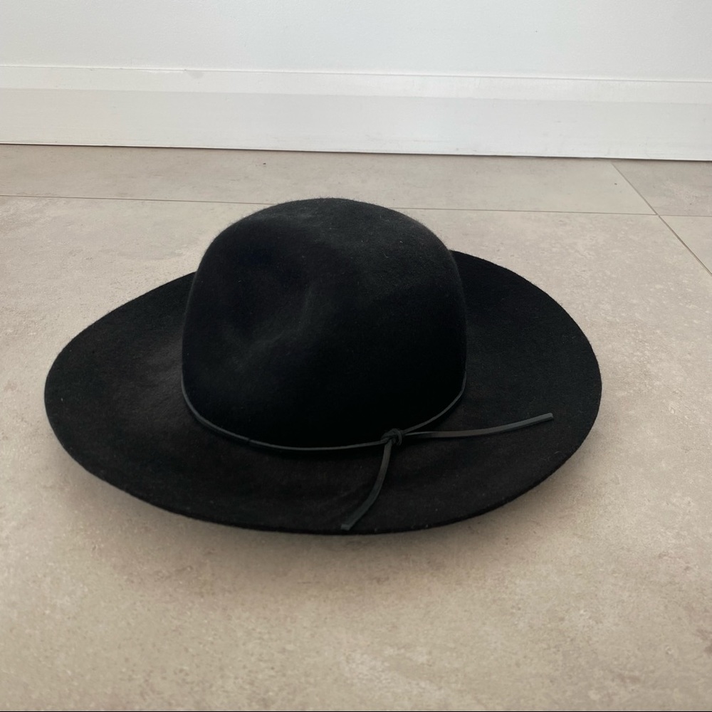 Tommy Hilfiger Floppy Hat